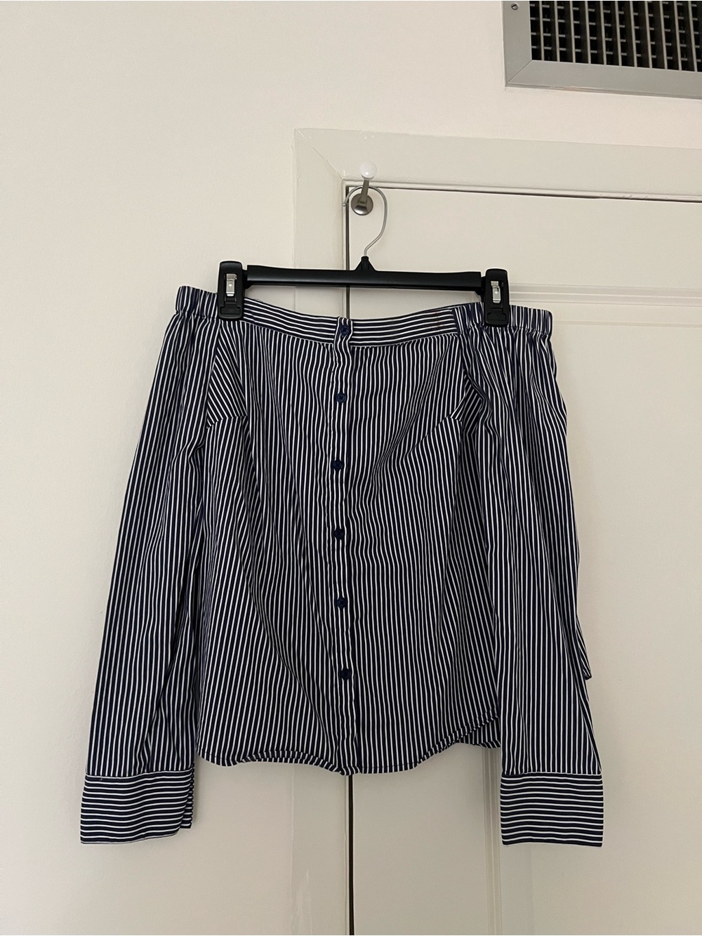 Express Striped Off-Shoulder Button-Front Women's Top - Navy/White